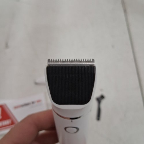 CORDLESS PROFESSIONAL PET TRIMMER WITH ATTATCHMENTS - WHITE (MODEL: EC21) image 4