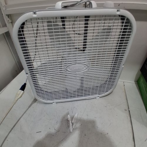 LASKO AIR CIRCULATING BOX FAN - 20" - WHITE image 4