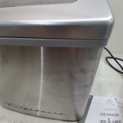 FRIGIDAIRE EXTRA LARGE CLEAR MAKER - 40LBS - STAINLESS STEEL (MODEL: EFIC452-SS ) image 5