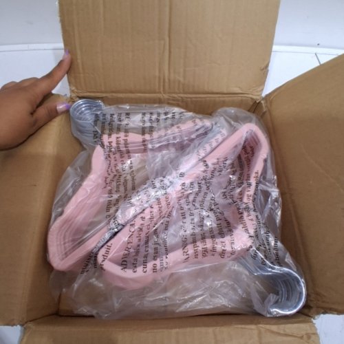 20PK AMAZON BASICS KID'S NON-SLIP VELVET HANGERS FOR TODDLERS - 11" - PINK (MODEL: TC-VH-PK29L20P) image 2