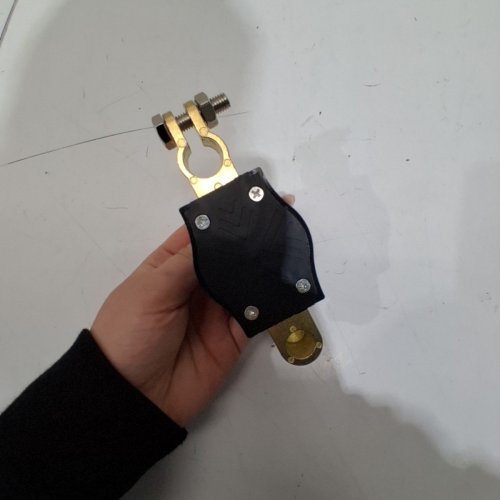 HEAVY DUTY BATTERY DISCONNECT SWITCH - DC 300A - BLACK image 3
