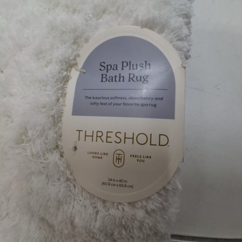 THRESHOLD QUICK DRY BATH MAT - 24" X 40" - WHITE image 4