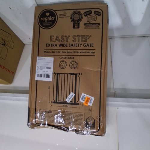 REGALO EASY STEP ADJUSTABLE EXTRA WIDE METAL SAFETY GATE, 30" X 29" - 49" - BLACK (MODEL: 1164EBDS) image 4