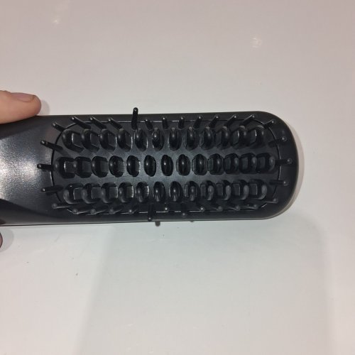 ZCJ PORTABLE RECHARGABLE STRAIGHTENING BRUSH WITH 3 HEAT SETTINGS - 320°F/356°F/392°F - BLACK image 3