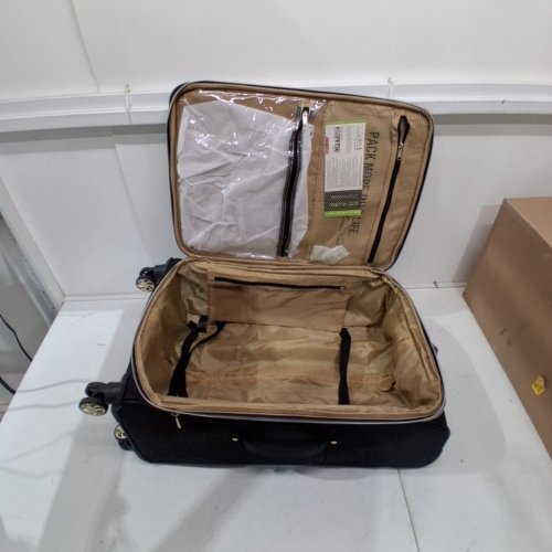 KENNETH COLE REACTION CHELSEA CHEVRON QUILTED SOFTSIDE EXPANDABLE 8-WHEEL SPINNER SUITCASE LUGGAGE - 24" - BLACK/ GOLD (MODEL: 148404) image 8