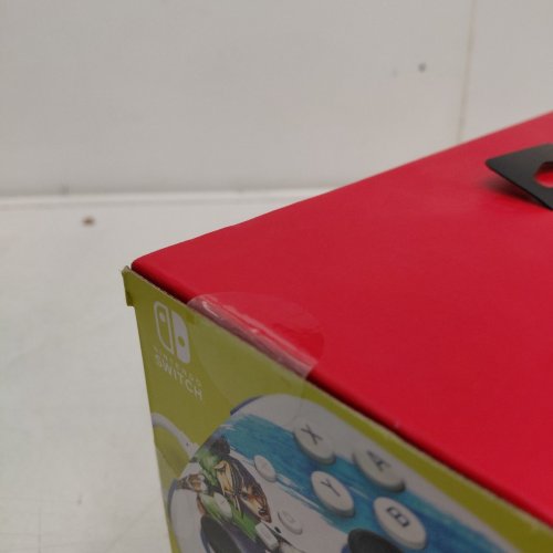 POWERA ENHANCED WIRED NINTENDO SWITCH CONTROLLER WITH SLIM CASE - WHITE ZELDA EDITION image 3