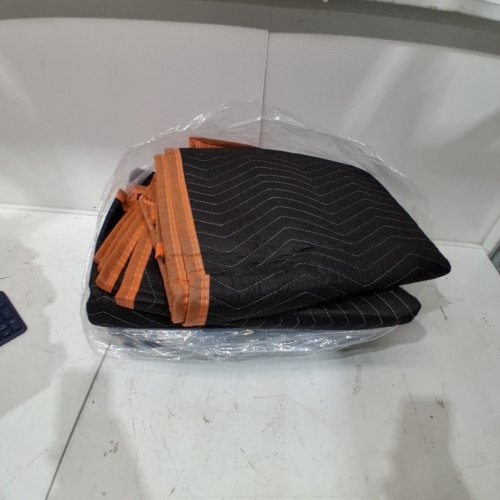 6PK AMAZON BASICS MOVING BLANKETS - 72" X 80" - BLACK/ORANGE image 2