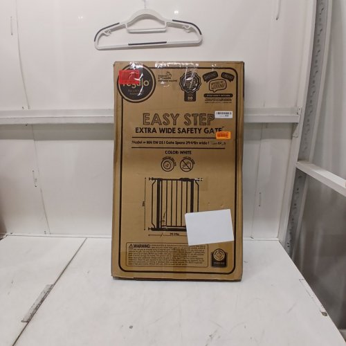 REGALO EASY STEP EXTRA WIDE BABY GATE - 30" X 29"-49" - WHITE (MODEL: 1164 EW DS) image 3