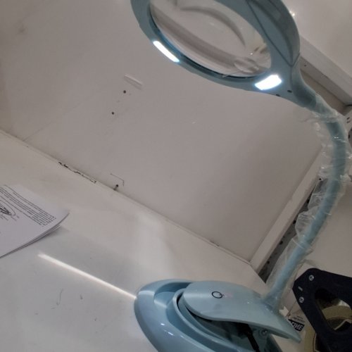ESYNIC LED DESKTOP MAGNIFYING LAMP WITH CLAMP AND BASE, ADJUSTABLE GOOSENECK, AND 5X/10X MAGNIFICATION - LIGHT BLUE (MODEL: ESY132) image 2
