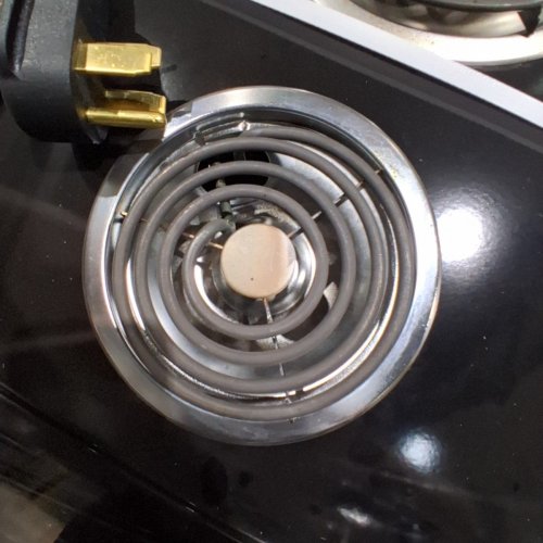 ELEMENT ELECTRIC RANGE WITH ADJUSTABLE OVEN RACK - 5.0 CU. FT - 30" - STAINLESS STEEL / BLACK (MODEL:EECR34MES-CA) image 7
