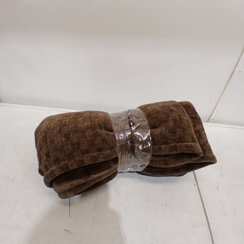 FUZZY THROW BLANKET - 57.5" X 67.5" - BROWN (MODEL: 1901562) image 4