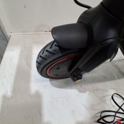 FOLDABLE ELECTRIC SCOOTER FOR ADULTS - 350 W - 30-40KM RANGE - BLACK/RED (MODEL: W5/W6) image 6