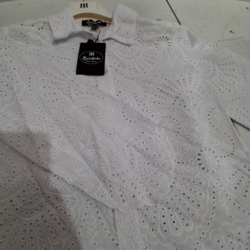 WOMEN'S BARILOCHE EMBROIDERED EYELET BLOUSE - SMALL/MEDIUM - 36 - WHITE (STYLE: BENAL) image 3