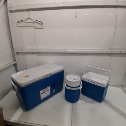 3PC COLEMAN 48QT COOLER WITH 9QT MINI-COOLER AND 1GAL JUG - BLUE - (MODEL: 2207791) image 6
