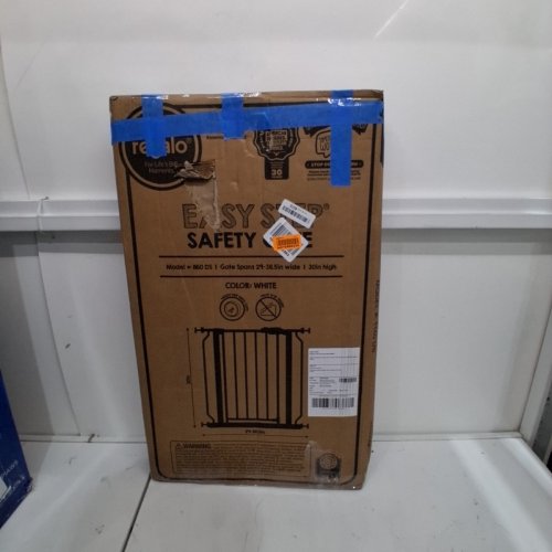 REGALO EASY STEP SAFETY GATE - 29"- 38.5" - WHITE (MODEL: 1160-DS) image 3