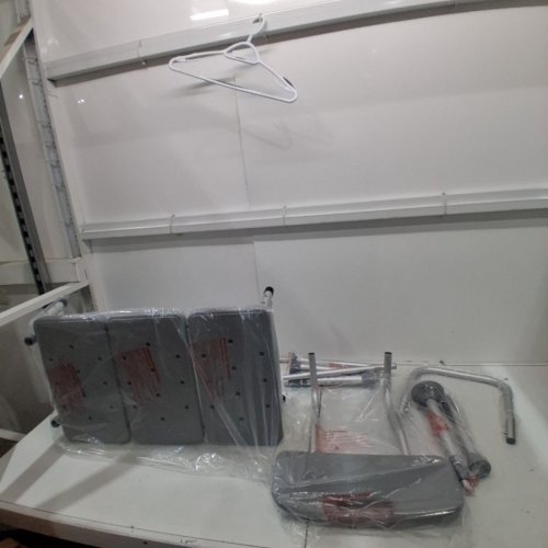 MEDLINE GUARDIAN BATHTUB TRANSFER BENCH WITH BACK SUPPORT & SUCTION FEET - 400LBS CAPACITY - GREY (MODEL: G3-100KBX1) image 3