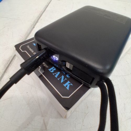 PORTABLE POWERBANK CHARGER WITH BUILT-IN CABLES - 22.5W FAST CHARGING - USB-C & LIGHTNING - 50000 MAH - BLACK image 2