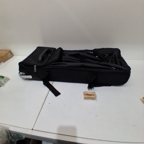 AMAZON BASICS RIPSTOP ROLLING TRAVEL DUFFLE BAG - 30" - BLACK image 2