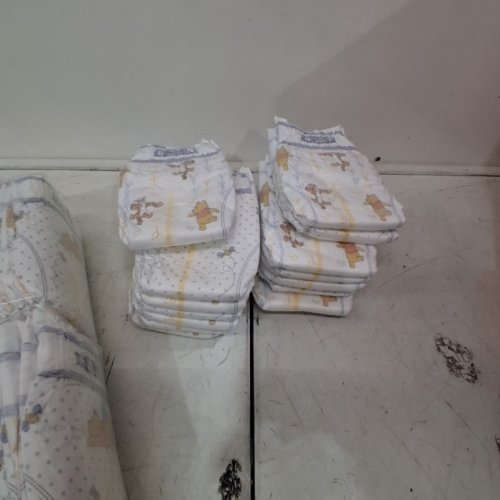 119PK HUGGIES DISNEY BABY LITTLE SNUGGLERS BABY DIAPERS - SIZE NEWBORN (UP TO 10LB) - DISNEY WINNIE THE POOH (MODEL: 55737-N) image 3