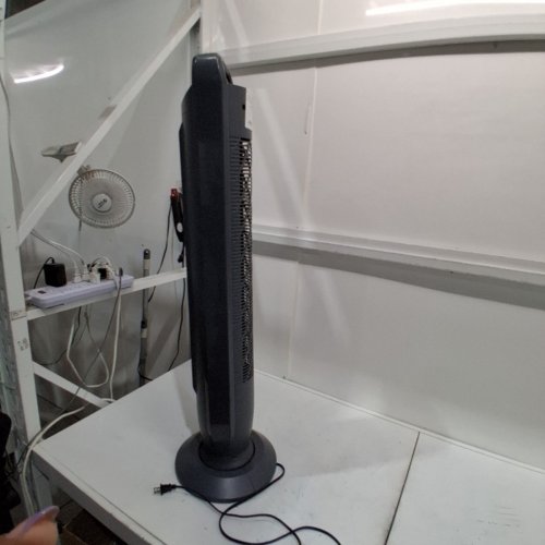 SEVILLE CLASSICS ULTRASLIMLINE TOWER FAN - 39" - GREY image 4