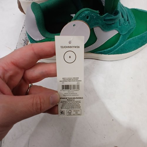 MEN'S NO BOUNDARIES CASUAL SNEAKERS - SIZE 8 - GREEN image 2