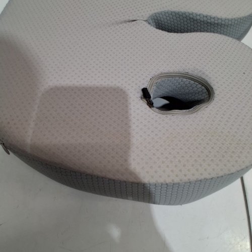 MEMORY FOAM SEAT CUSHION FOR PAIN RELIEF - 19" X 15.5" - BLACK/GREY image 4