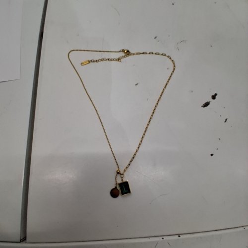 WOMENS ADJUSTABLE PENDANT NECKLACE - 20-22" CHAIN LENGTH GOLD-TONE AND GREEN image 2