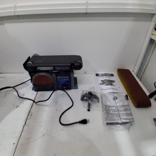 KING CANADA BELT AND DISC SANDER - 4" X 36" (BELT) 6" (DISC) - GREY/BLACK - (MODEL: KC-705L-6) image 3