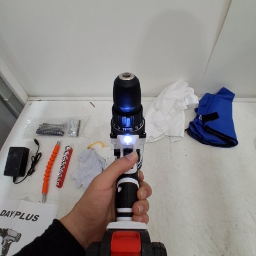 DAY PLUS CORDLESS POWER DRILL KIT WITH 2 SPEEDS & DRILL/DRIVER BITS - 21V - WHITE/BLUE image 2