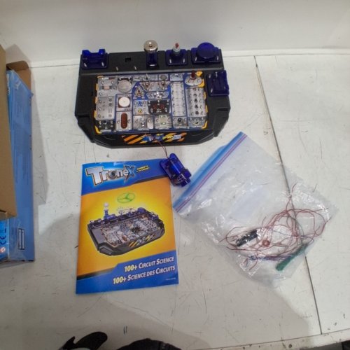 TRONEX INTERACTIVE PROJECTS 100+ CIRCUIT SCIENCE STEM KIT ELECTRONICS EXPERIMENTS WITH REAL CIRCUITS & SMART SENSORS EDUCATIONAL LEARNING FOR KIDS - AGES 8+ - MULTI-COLOR (MODEL: 32100) image 2