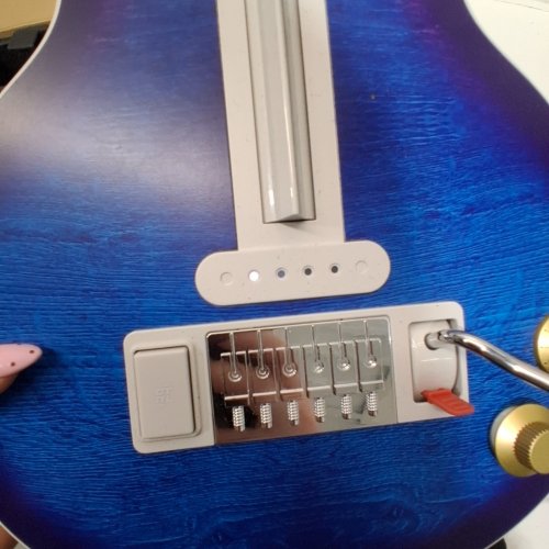 GIBSON WIRELESS XBOX BLUEBERRY BURST PRO EDITION GUITAR CONTROLLER - BLUEBERRY BURST (MODEL: CK256X) image 2