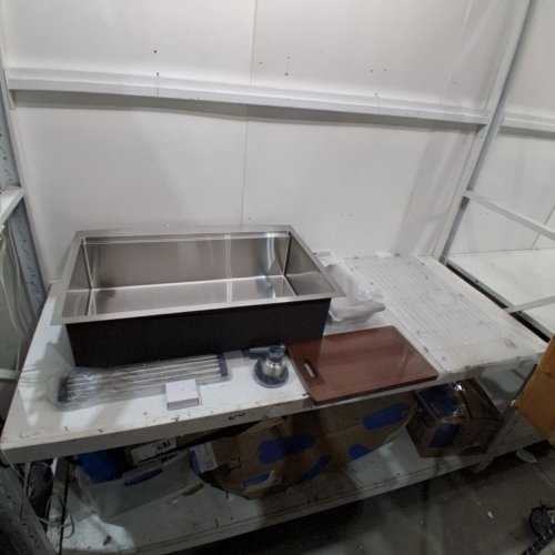 VEVOR FARMHOUSE KITCHEN SINK - SINGLE BOWL BASIN - INCLUDES ACCESSORIES - 33'' - 304 STAINLESS STEEL (MODEL:‎TXHW332209RS1) image 2