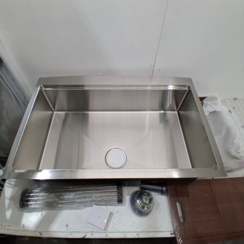 VEVOR FARMHOUSE KITCHEN SINK - SINGLE BOWL BASIN - INCLUDES ACCESSORIES - 33'' - 304 STAINLESS STEEL (MODEL:‎TXHW332209RS1) image 5