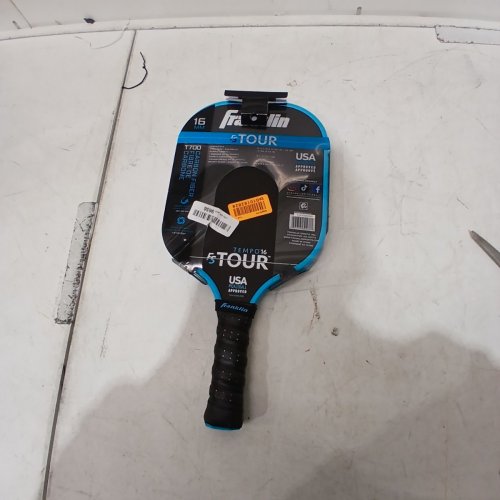 FRANKLIN SPORT T700 CARBON FIBER FEATHERWEIGHT PICKLEBALL PADDLE OFFICIAL USA PICKLEBALL (USAPA) APPROVED - 16 MM - BLACK / BLUE image 3