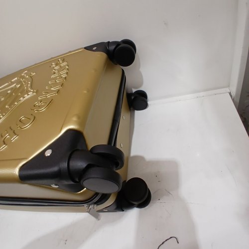 BIOWORLD HARRY POTTER HOGWARTS CREST ABS LUGGAGE - 20" - GOLD (STYLE: BCLRA9V1GHPT) image 5