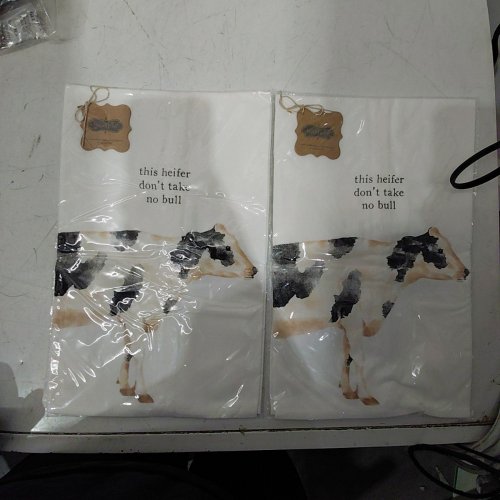 2PK MUDPIE COW " THIS HEIFER DON'T TAKE NO BULL" DECORATIVE TOWEL - 25" X 16" - CHITE image 2