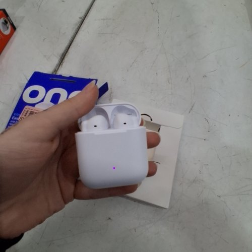 ONN. WIRELESS BLUETOOTH EARBUDS WITH ENVIRONMENTAL NOISE CANCELLATION MICROPHONE, IPX4 WATERPROOF - WHITE image 2