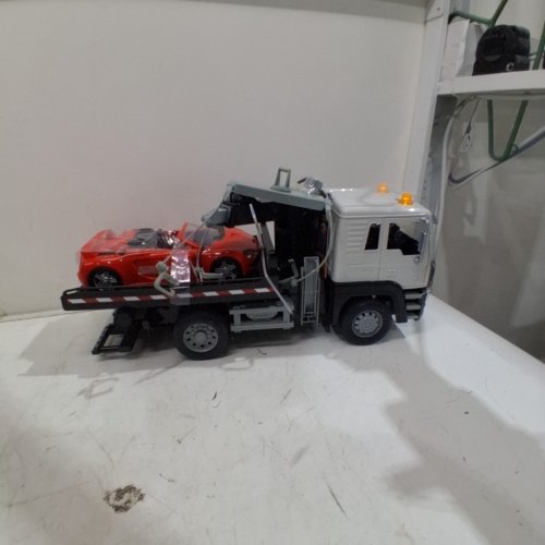 DRIVEN BY BATTAT TOW TRUCK WITH LIGHTS SOUNDS AND SPORTS CAR - 20" - RED/GREY/BLACK (MODEL: WH1490Z) image 3