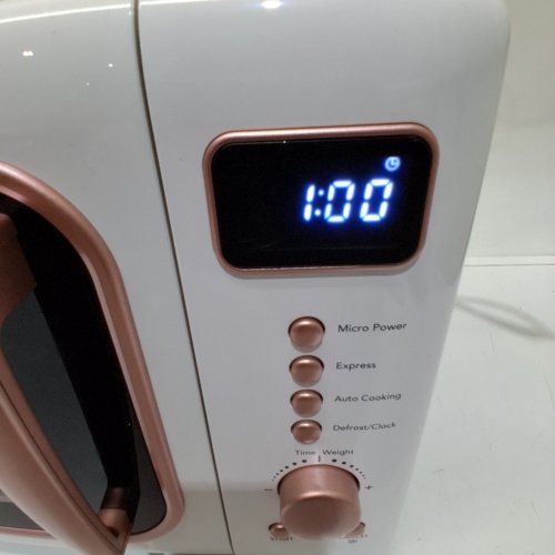 FRIGIDAIRE RETRO MICROWAVE OVEN - 0.7CU.FT, 700W - WHITE/GOLD (MODEL: EMW788-WHITERGLD) image 2