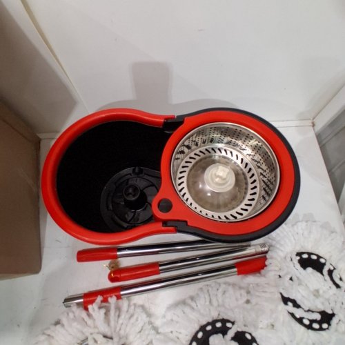 TOYTEXX 360° ROTATING MICROFIBER SPIN MOP BUCKET SET - BLACK/RED/WHITE image 3