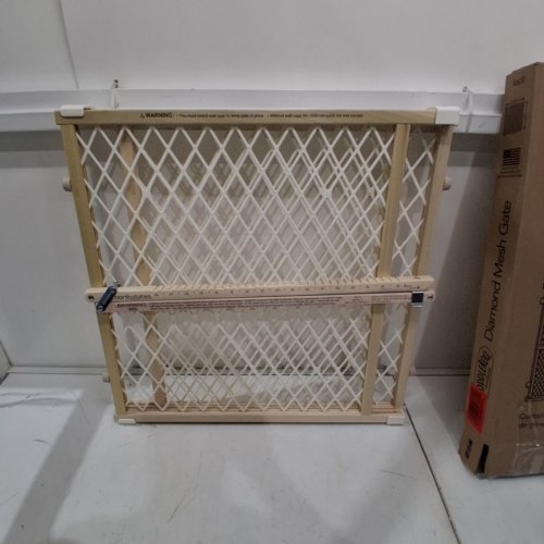 TODDLEROO BY NORTH STATES DIAMOND MESH GATE - 26.5" - 42" X 23" - WOOD (MODEL: 4600) image 2