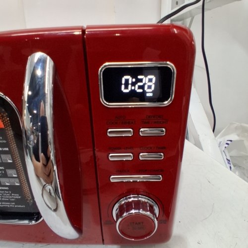 GALANZ RETRO STYLE COUNTERTOP MICROWAVE OVEN - 0.7CU.FT - RED (MODEL: GLCMKZ07RDR07) image 2