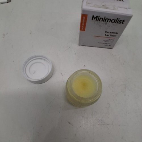 SKIN SCIENCE MINIMALIST CERAMIDE LIP BALM WITH HYALURONIC ACID + AVOCADO BUTTER - 0.28 OZ / 8 G image 3