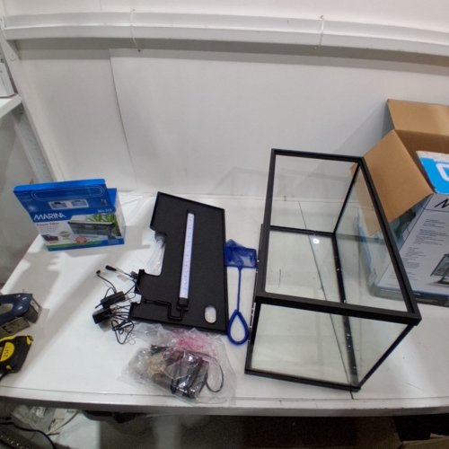 MARINA LED AQUARIUM KIT - 10GAL CAPACITY - 20" X 10" X 12.5" - CLEAR - (MODEL: 15256A1) image 3