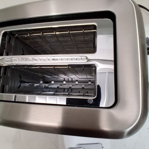 BREVILLE "A BIT MORE" 2-SLICE TOASTER - STAINLESS STEEL (MODEL: BTA720XL/A) image 4