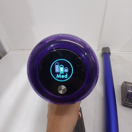 DYSON V11 CORDLESS 2-IN-1 STICK/HAND VACUUM CLEANER WITH MULTI-PURPOSE ATTACHMENTS (MODEL: V11 SV28) image 2