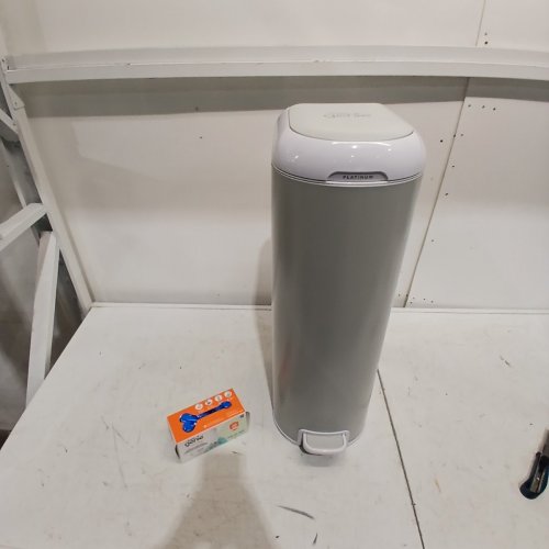 DIAPER GENIE SIGNATURE PLATINUM DIAPER PAIL - 27" - WHITE image 2