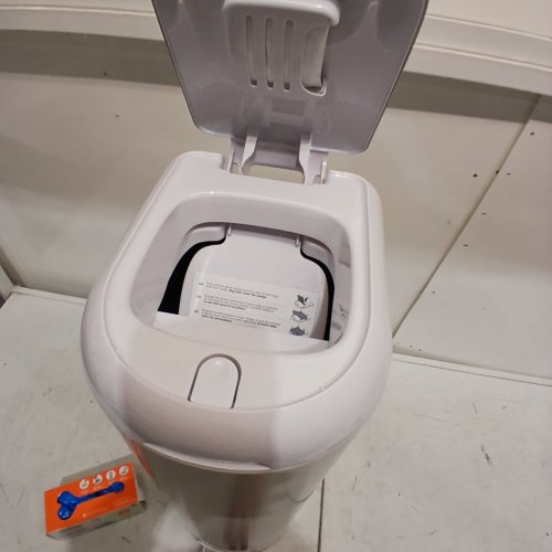 DIAPER GENIE SIGNATURE PLATINUM DIAPER PAIL - 27" - WHITE image 3
