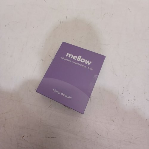 MELLOW BLACKOUT DEEP SLEEP ADJUSTABLE WEIGHTED EYE MASK - ONE SIZE FITS MOST - BLACK image 4