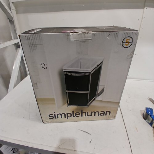 SIMPLEHUMAN PLASTIC PULL-OUT 8 GALLON TRASH CAN image 3
